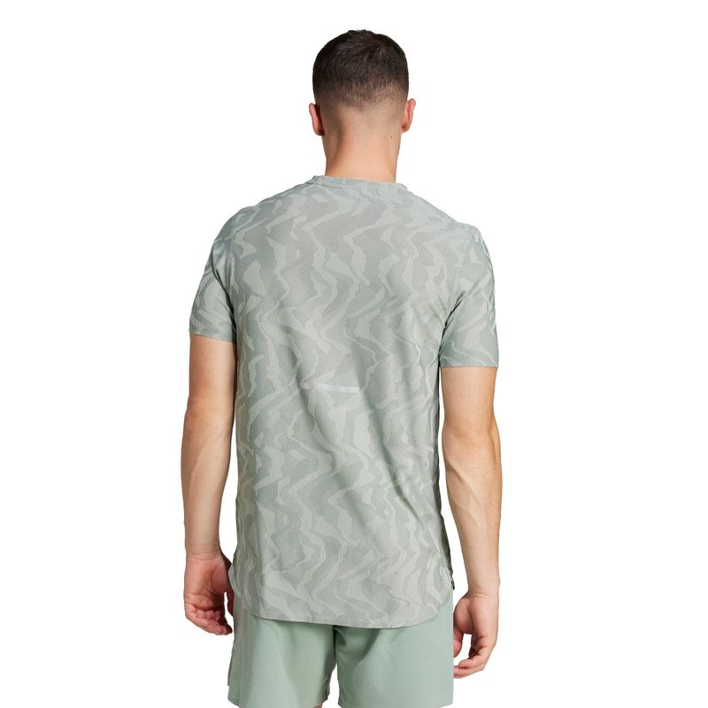 JD7808_3_APPAREL_On-Model_Back-View_white.jpg
