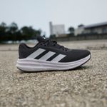 ID6320_14_FOOTWEAR_Photography_HeroMrktng View 3.jpg