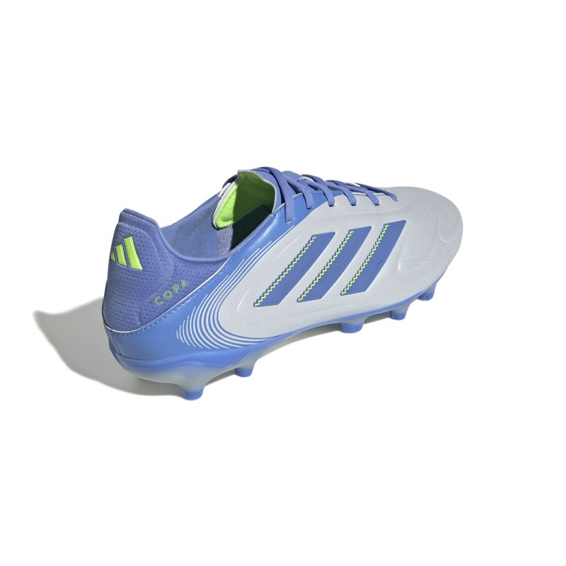 ID9050_6_FOOTWEAR_Photography_Back-Lateral-Top-View_white.jpg