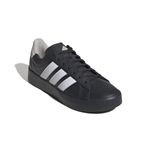 JI2090_6_FOOTWEAR_Photography_Front Lateral Top View_white.jpg