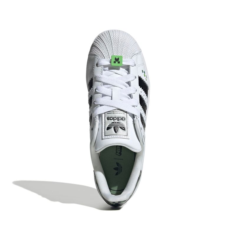 JQ8749_3_FOOTWEAR_Photography_Top Portrait View_white.jpg