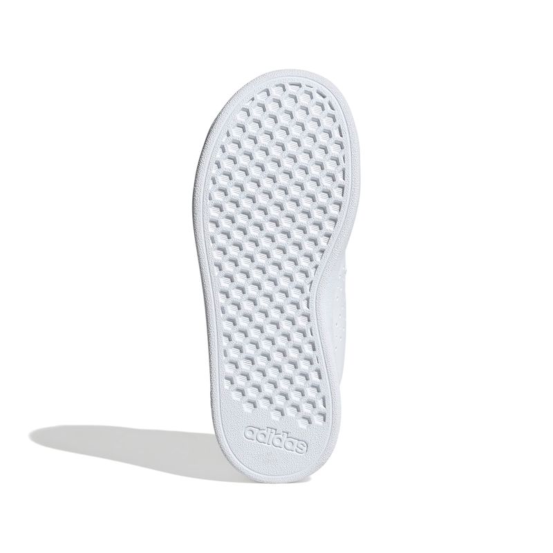 ID1305_4_FOOTWEAR_Photography_Bottom View_white
