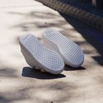 ID1305_17_FOOTWEAR_Photography_HeroMrktng View 4
