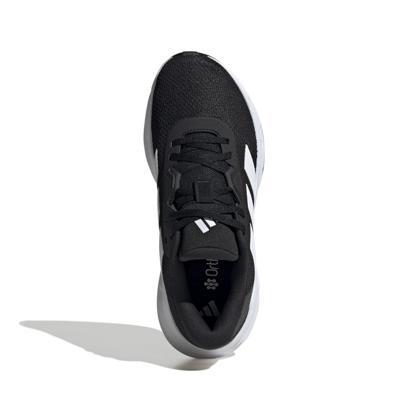 ID8765_3_FOOTWEAR_Photography_Top Portrait View_white