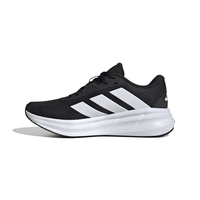 ID8765_5_FOOTWEAR_Photography_Side Medial Center View_white