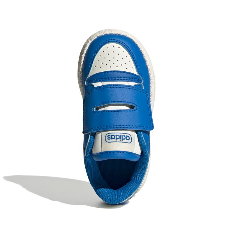 IH5288_3_FOOTWEAR_Photography_Top Portrait View_white
