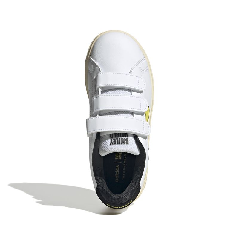 IH6251_3_FOOTWEAR_Photography_Top Portrait View_white