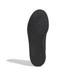 JI1049_4_FOOTWEAR_Photography_Bottom View_white