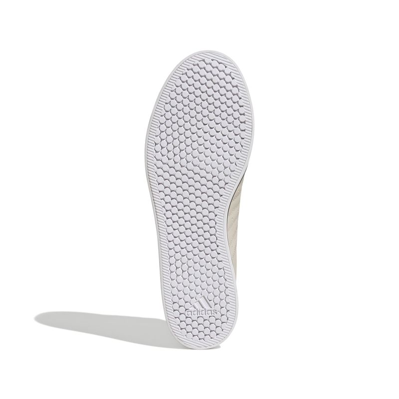JI1809_4_FOOTWEAR_Photography_Bottom View_white