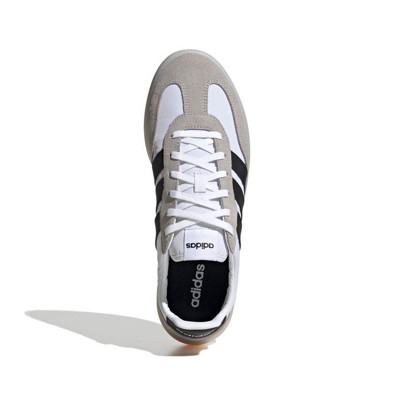JI2315_3_FOOTWEAR_Photography_Top-Portrait-View_white