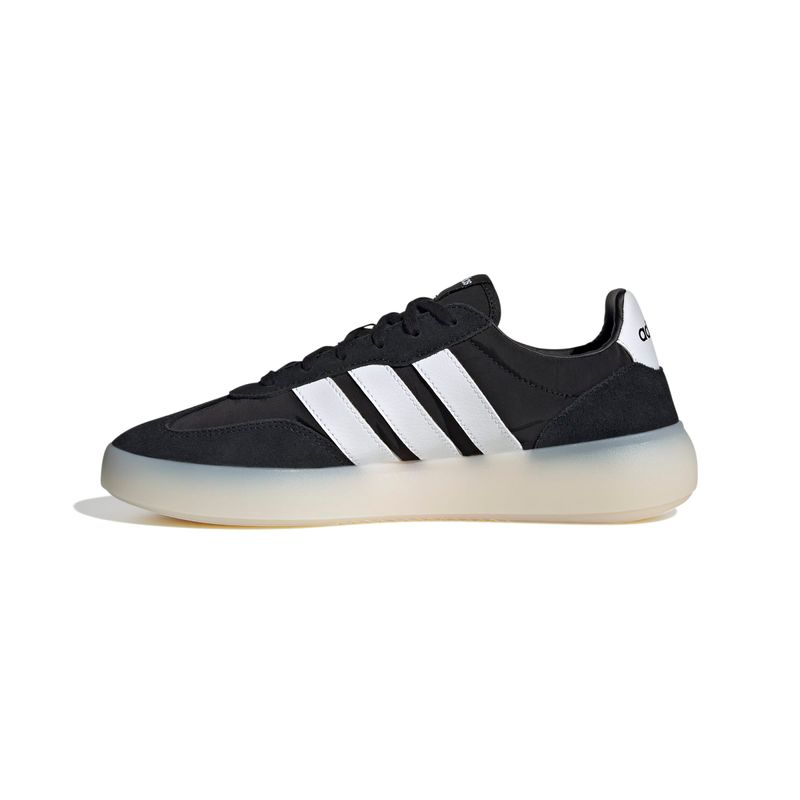 JI2316_5_FOOTWEAR_Photography_Side Medial Center View_white