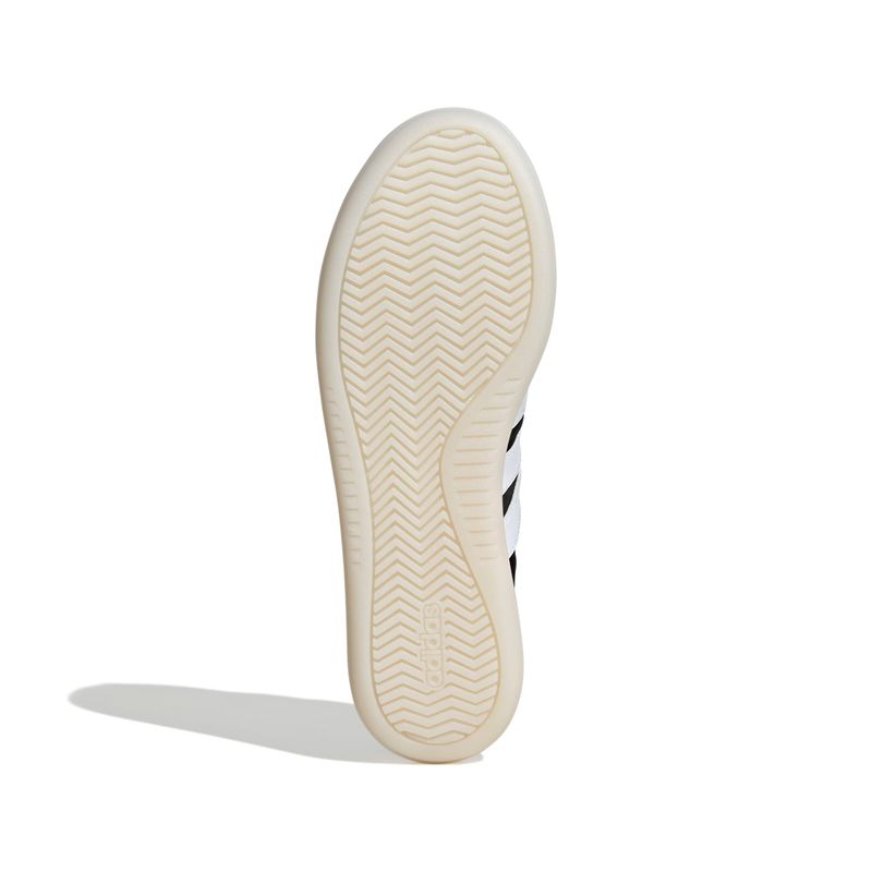 JI2316_4_FOOTWEAR_Photography_Bottom View_white