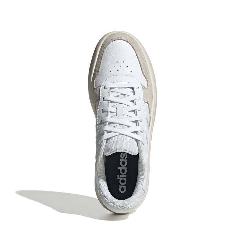 JR0027_3_FOOTWEAR_Photography_Top Portrait View_white