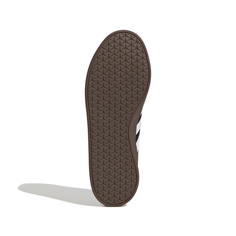 ID3715_4_FOOTWEAR_Photography_Bottom View_white