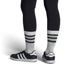 IH5466_10_FOOTWEAR_On Model_Front View_white