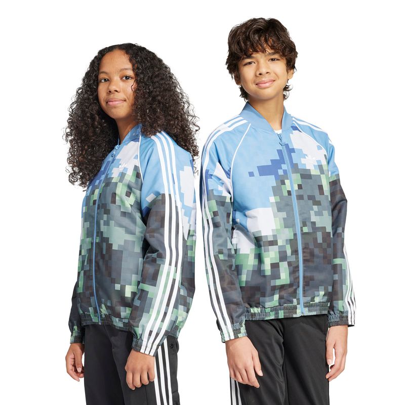 JZ9934_8_APPAREL_On Model_Standard Unisex Pair Shot_white