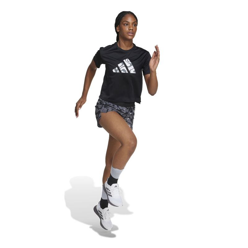 JD2345_5_APPAREL_On Model_Walking View_white