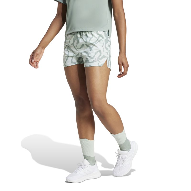 JD7798_3_APPAREL_On Model_Standard View_white