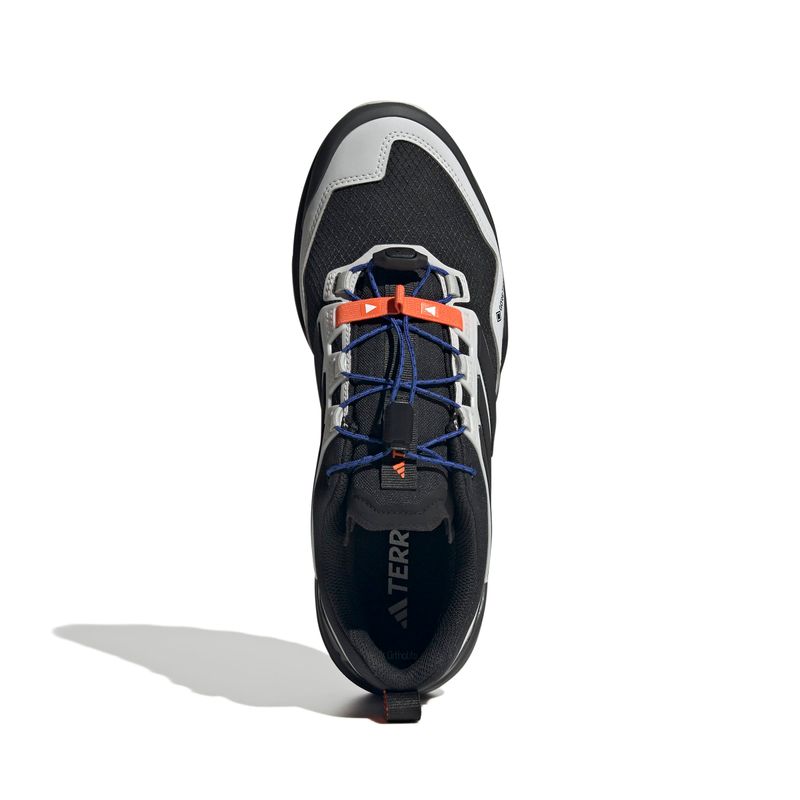IH2799_3_FOOTWEAR_Photography_Top Portrait View_white