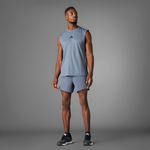 JE8236_8_APPAREL_Photography_DescMrktng View 1