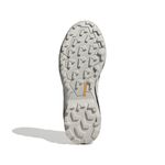 IH2802_4_FOOTWEAR_Photography_Bottom View_white