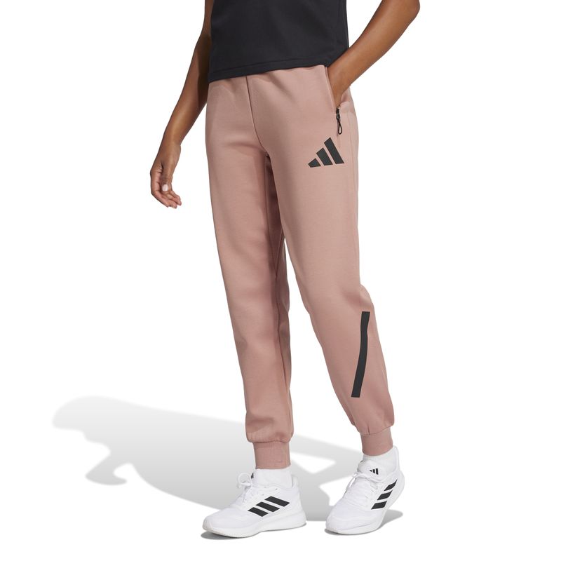 JD5995_3_APPAREL_On Model_Standard View_white