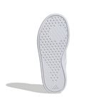 IE8700_4_FOOTWEAR_Photography_Bottom View_white