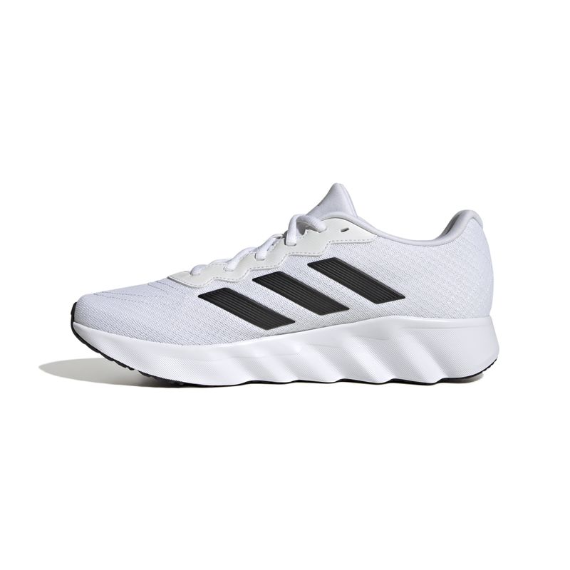 ID5252_5_FOOTWEAR_Photography_Side Medial Center View_white