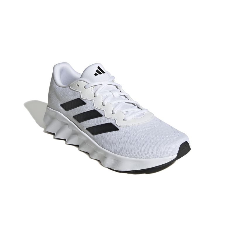 ID5252_6_FOOTWEAR_Photography_Front Lateral Top View_white