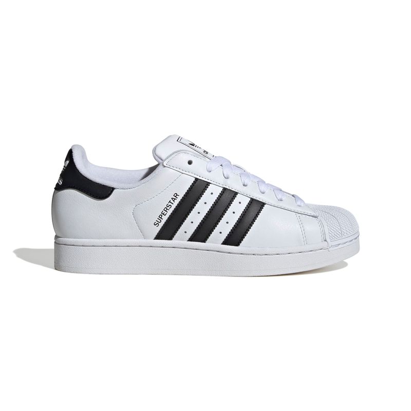 IH8659_1_FOOTWEAR_Photography_Side Lateral Center View_white