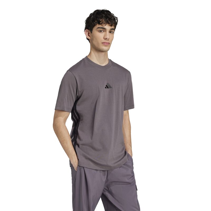 JE6390_5_APPAREL_On Model_Walking View_white