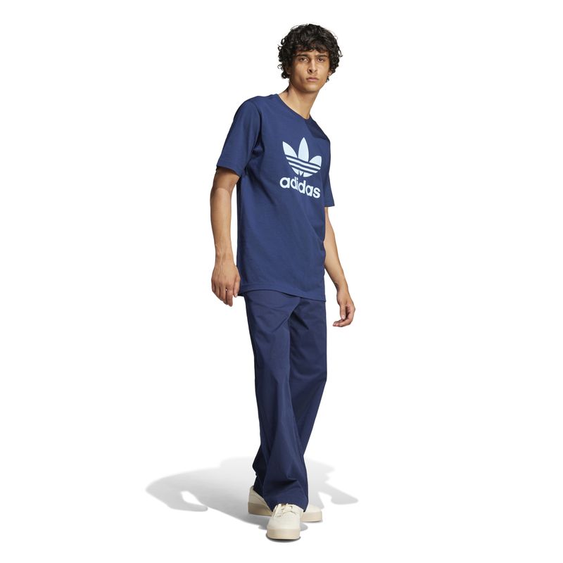 JP2549_5_APPAREL_On Model_Walking View_white