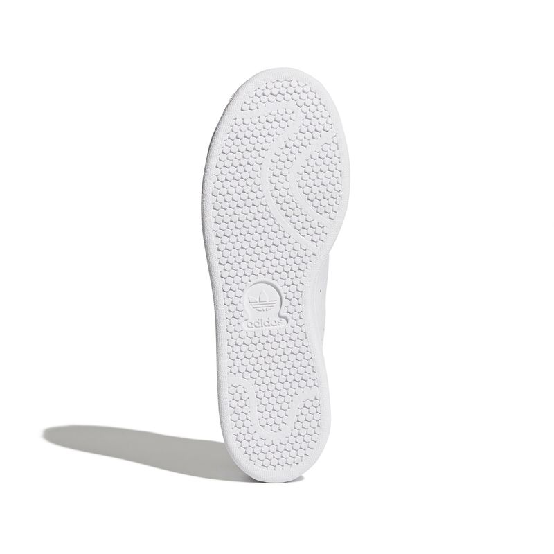 M20325_4_FOOTWEAR_Photography_Bottom View_white