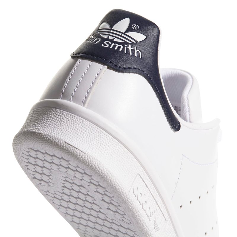 M20325_6_FOOTWEAR_Photography_Detail View 1_white