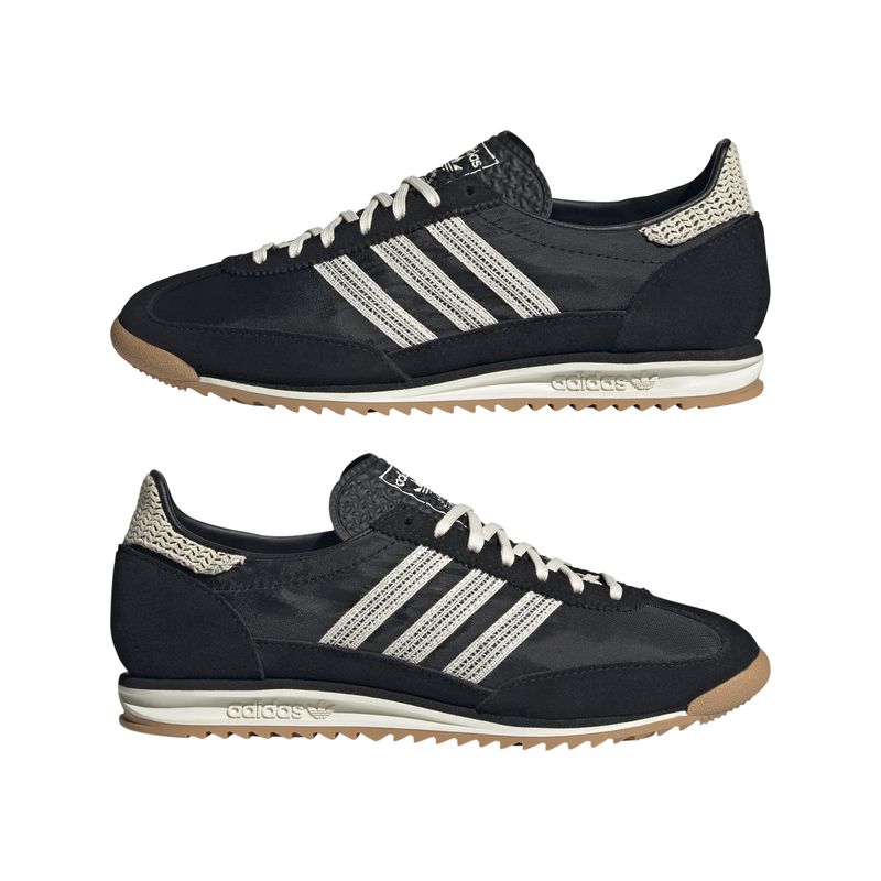 JI2745_10_FOOTWEAR_Photography_Mirrored Pair View_white