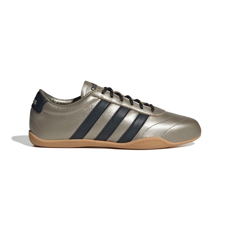 JQ9681_1_FOOTWEAR_Photography_Side Lateral Center View_white