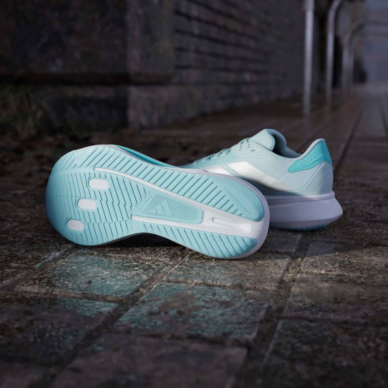 JS4403_16_FOOTWEAR_Photography_HeroMrktng View 4