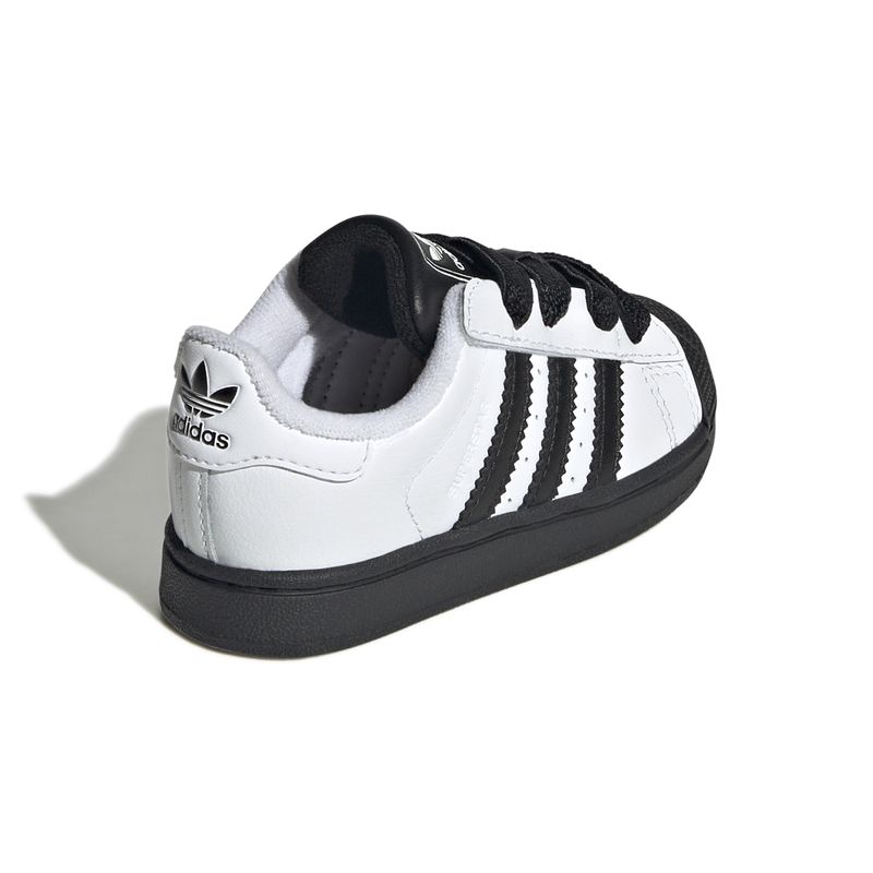 JI0212_7_FOOTWEAR_Photography_Back Lateral Top View_white