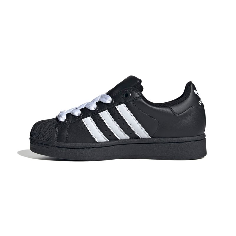 JI0216_5_FOOTWEAR_Photography_Side Medial Center View_white