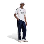 JJ1931_5_APPAREL_On Model_Walking View_white