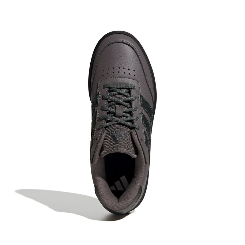 JQ8219_3_FOOTWEAR_Photography_Top Portrait View_white