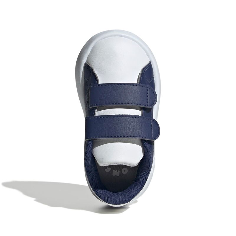 JR5983_3_FOOTWEAR_Photography_Top Portrait View_white