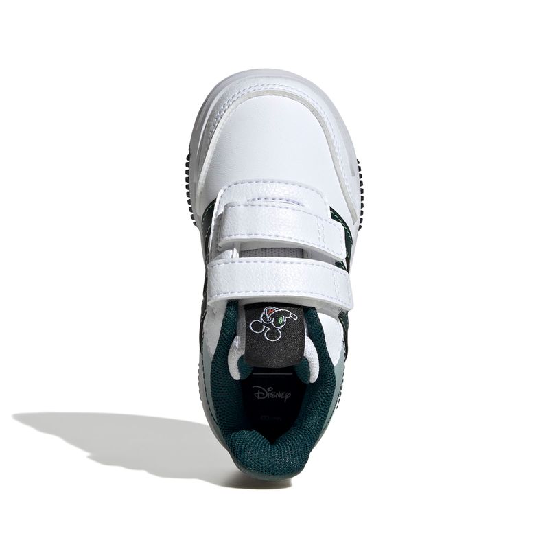 JR8128_3_FOOTWEAR_Photography_Top Portrait View_white
