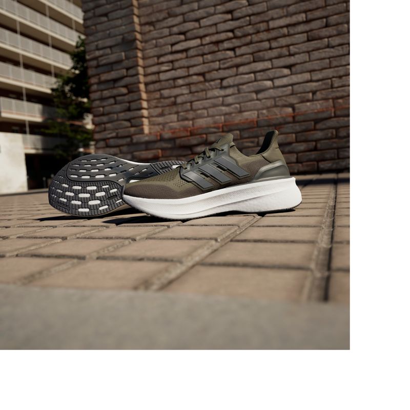 ID8815_17_FOOTWEAR_Photography_HeroMrktng View 4
