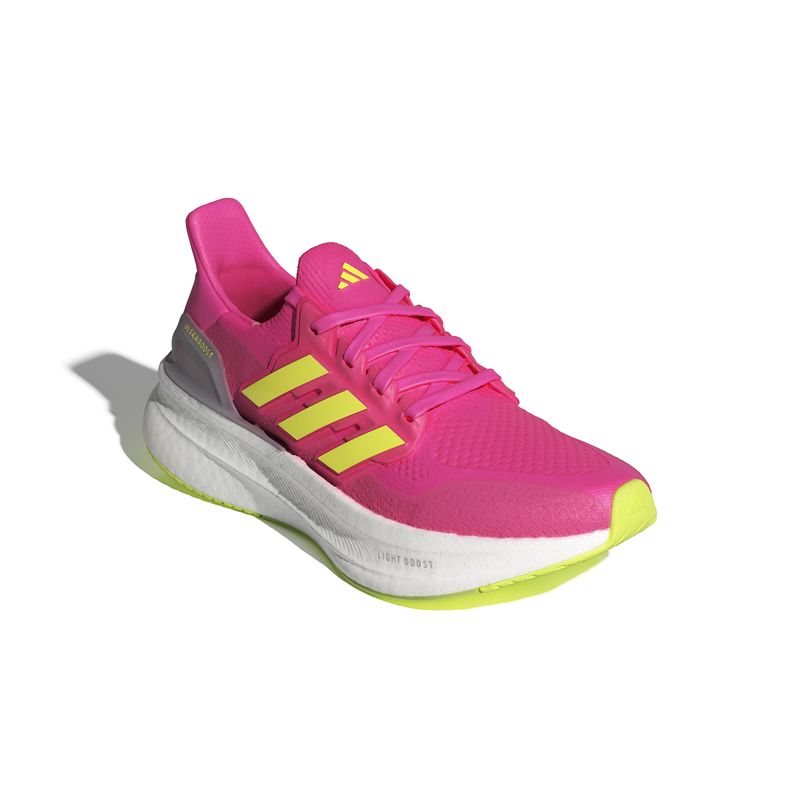 ID8844_6_FOOTWEAR_Photography_Front Lateral Top View_white