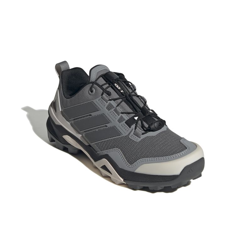 JH6393_6_FOOTWEAR_Photography_Front Lateral Top View_white
