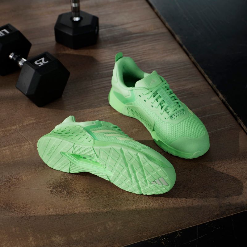 JR1676_17_FOOTWEAR_Photography_HeroMrktng View 4