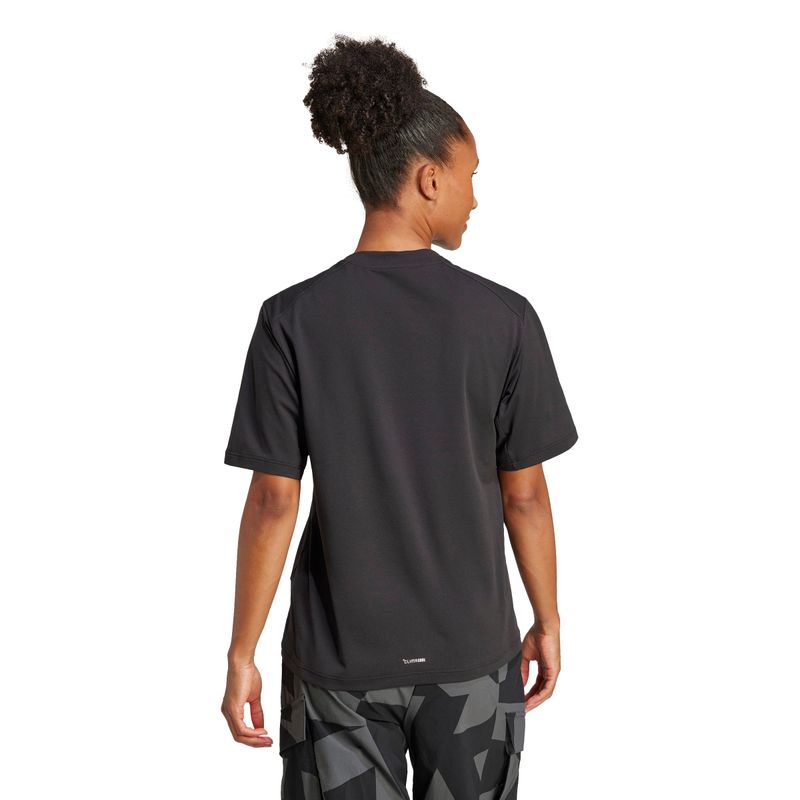 JF4186_3_APPAREL_On Model_Back View_white