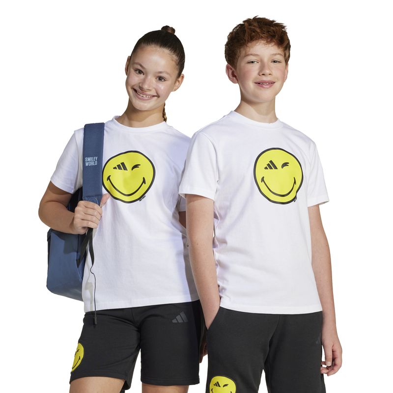 JJ3071_9_APPAREL_On Model_Standard Unisex Pair Shot_white