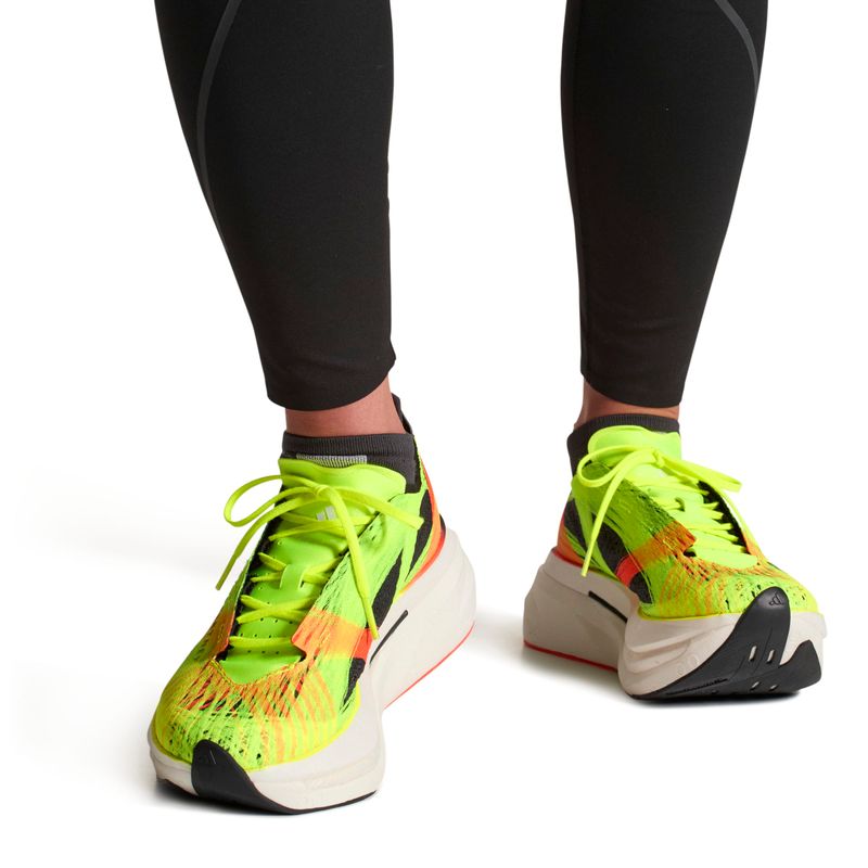 JR3262_10_FOOTWEAR_On Model_Front View_white